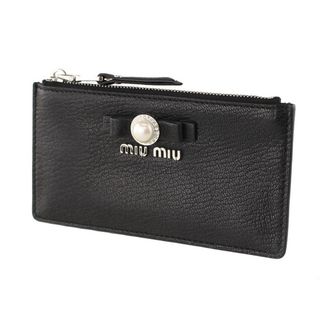 miumiu フラグメントケース