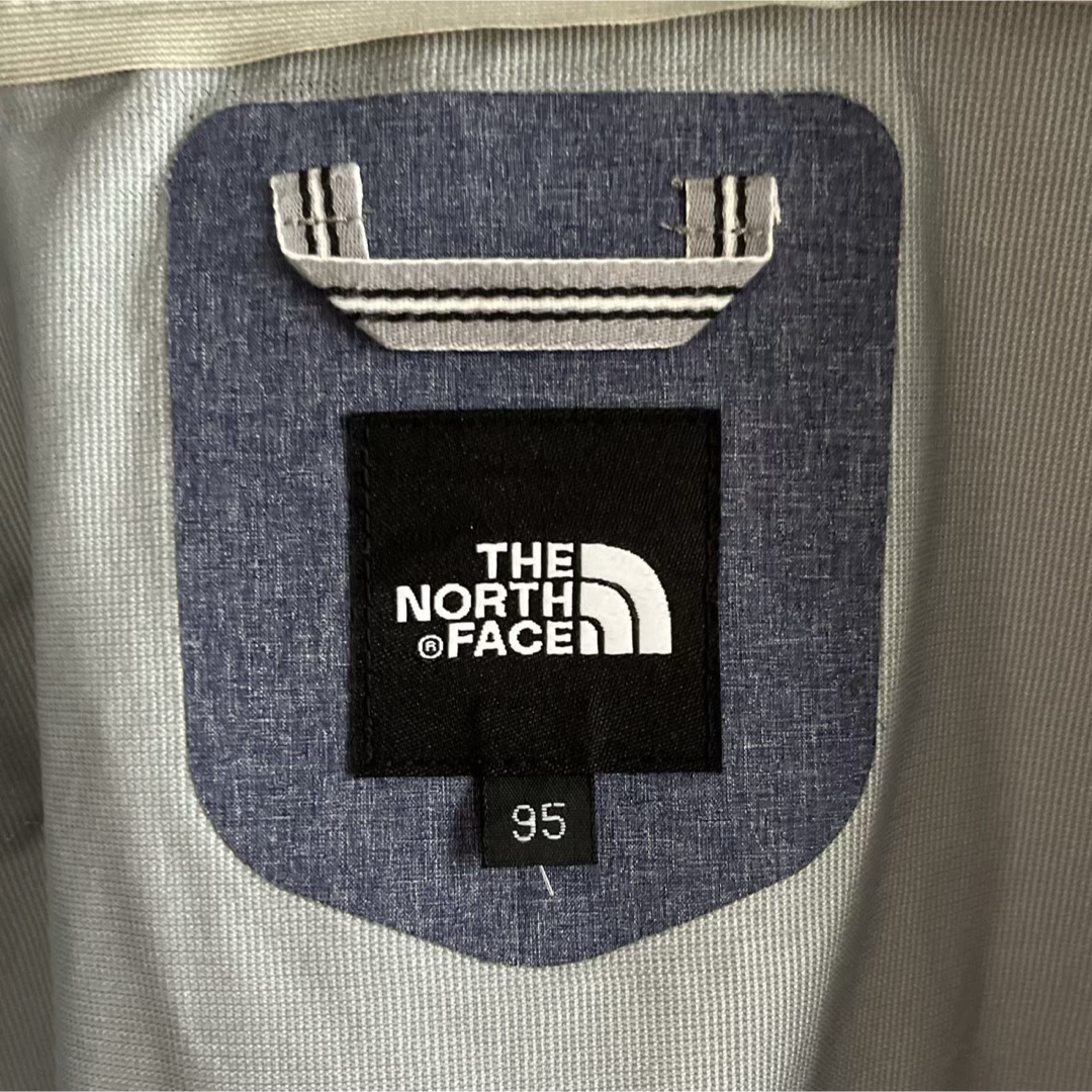 THE NORTH FACE(ザノースフェイス)のノースフェイス　ナイロンジャケット　ブルー系　HYVENT メンズＭ メンズのジャケット/アウター(ナイロンジャケット)の商品写真