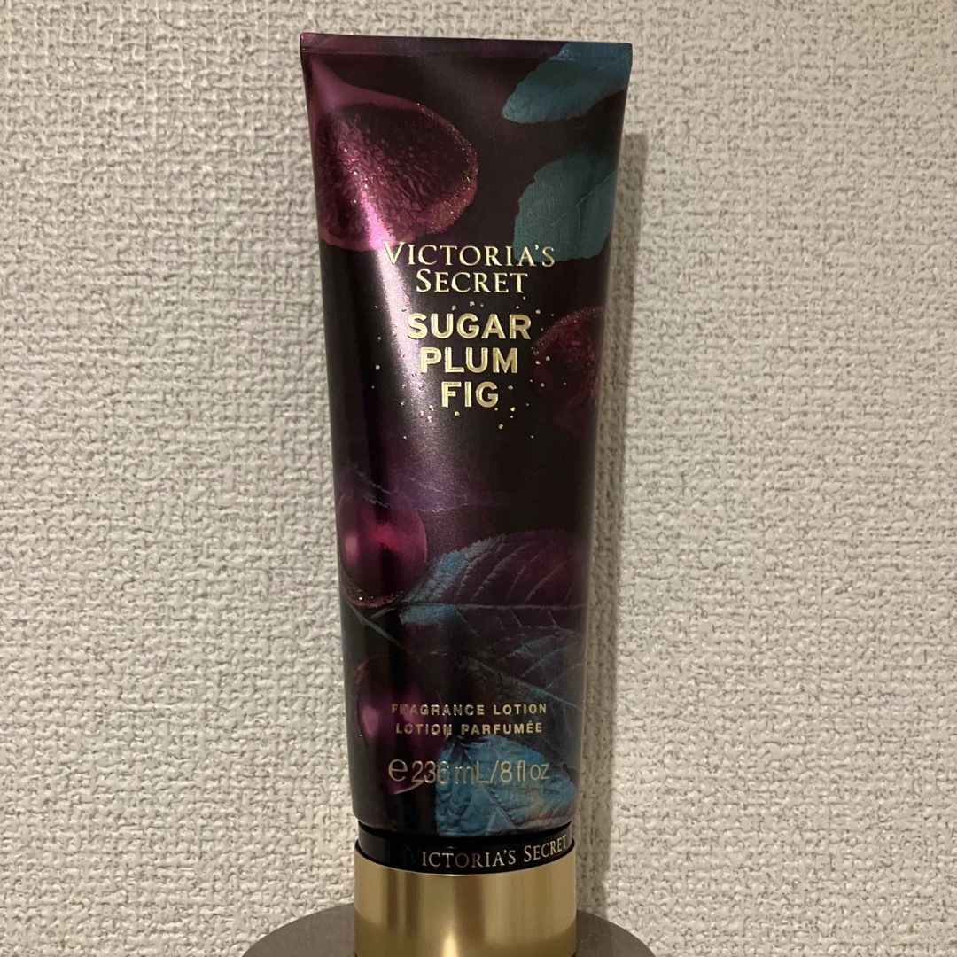 Victoria's Secret(ヴィクトリアズシークレット)の【US限定♡】Victoria's secret ボディローション フレグランス コスメ/美容のボディケア(ボディクリーム)の商品写真