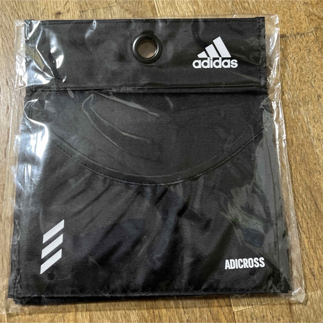 adidas(アディダス)のadidas キャップハンガー メンズの帽子(キャップ)の商品写真