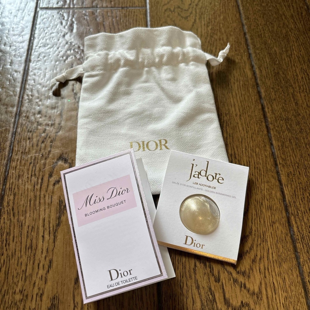 Dior(ディオール)のDIOR サンプルセット コスメ/美容のキット/セット(サンプル/トライアルキット)の商品写真