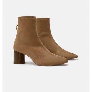 ザラ(ZARA)のZARA スエード ショートブーツ 24cm(ブーツ)