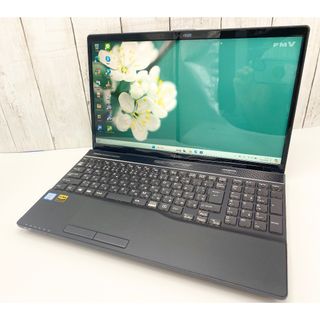 フジツウ(富士通)の富士通 Core i7-8550U SSD1TB+HDD1TB メモリ16GB(ノートPC)