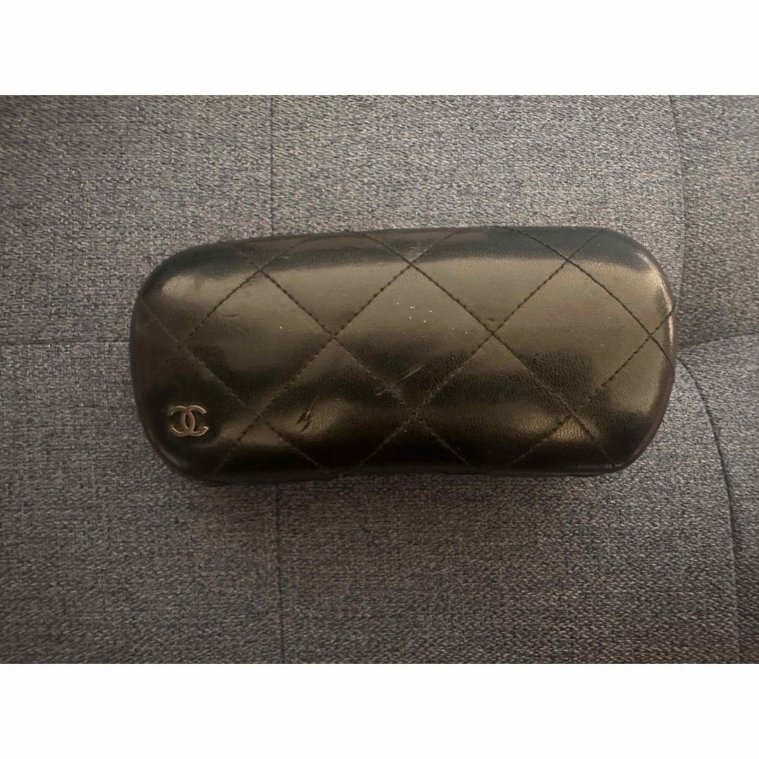 CHANEL(シャネル)のCHANEL シャネル、サングラス、メガネ拭き未開封 レディースのファッション小物(サングラス/メガネ)の商品写真