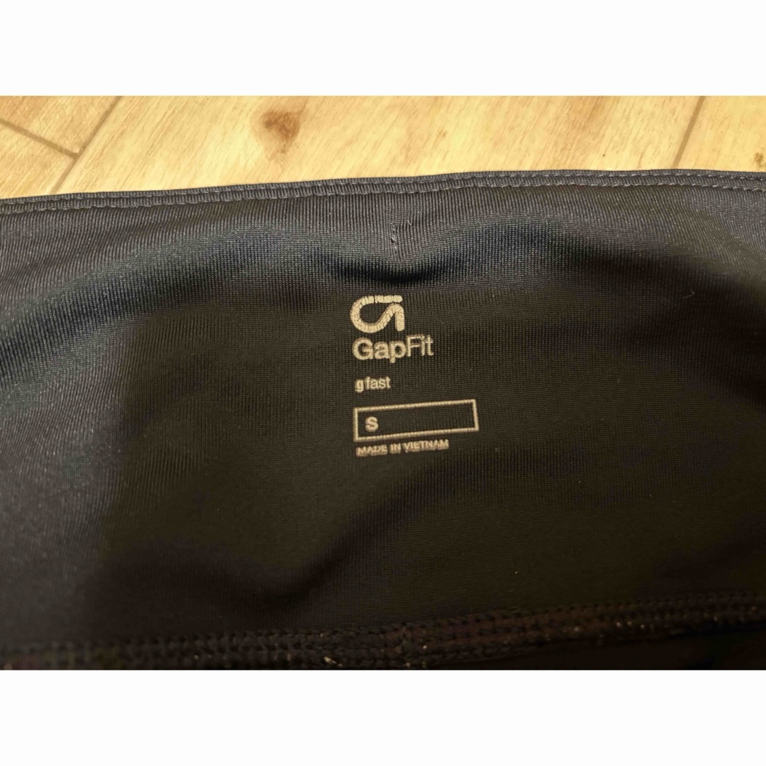 GAP(ギャップ)のGapFit ヨガ　フィットネス　レギンス　Mくらい レディースのレッグウェア(レギンス/スパッツ)の商品写真