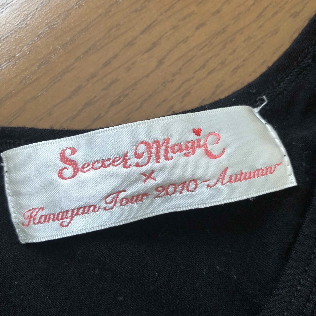 Secret Magic(シークレットマジック)の夏物♪シークレットマジック♪キラキラ☆ラインストーンのTシャツ♪Mサイズ♪黒 レディースのトップス(Tシャツ(半袖/袖なし))の商品写真