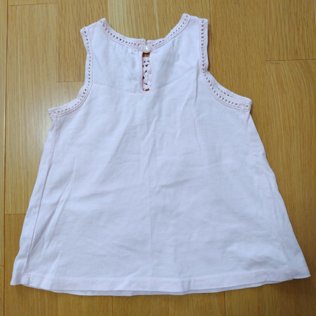 babyGAP(ベビーギャップ)のbabyGAP　ノースリーブ キッズ/ベビー/マタニティのキッズ服女の子用(90cm~)(Tシャツ/カットソー)の商品写真