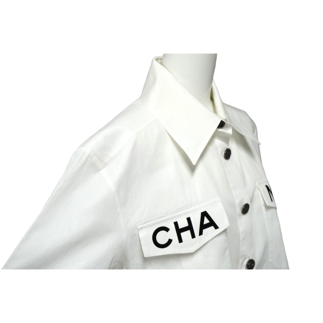 CHANEL - CHANEL シャネル ショート丈 半袖シャツ 19SS ココボタン CHANEL - CHANEL シャネル ショート丈 半袖シャツ 19SS ココボタン