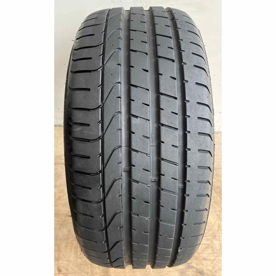 ピレリ(ピレリ)の送料込み245/35ZR20 PIRELLI P ZERO 2本セット 自動車/バイクの自動車(タイヤ)の商品写真