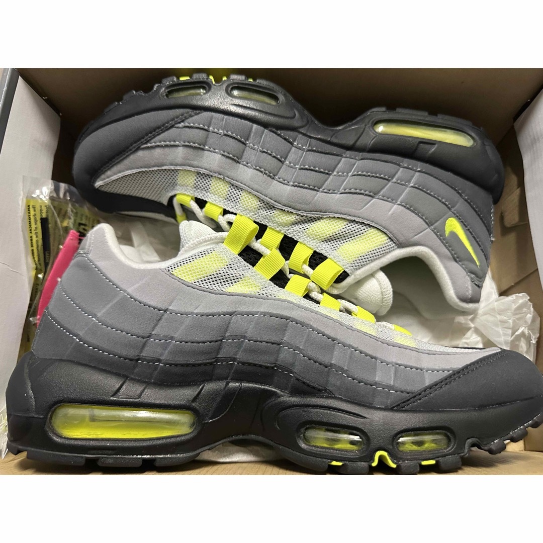 NIKE(ナイキ)の2020 NIKE AIR MAX 95 OG イエローグラデ US9.5 新品 メンズの靴/シューズ(スニーカー)の商品写真