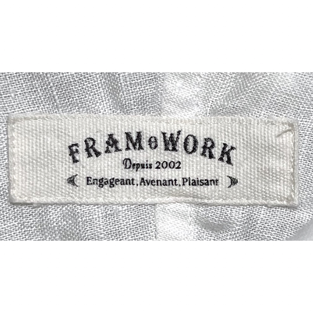 FRAMeWORK(フレームワーク)の匿名発送　美品　フレームワーク　フード付きリネンブラウス　ホワイト　フリー レディースのトップス(シャツ/ブラウス(長袖/七分))の商品写真