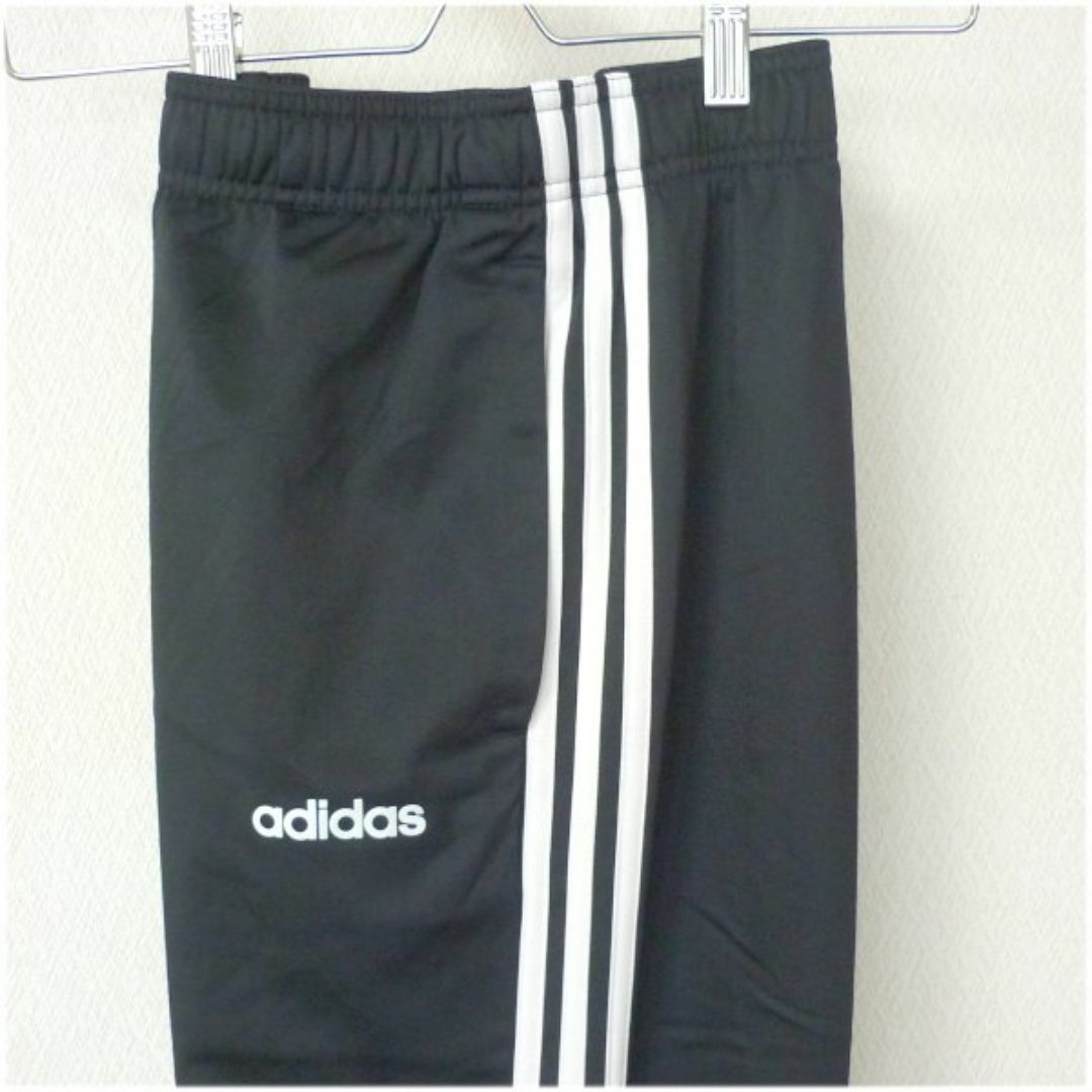 adidas(アディダス)の大きいサイズ(3XL) アディダス黒ジャージ上下セット/セットアップ スポーツ/アウトドアのトレーニング/エクササイズ(ウォーキング)の商品写真