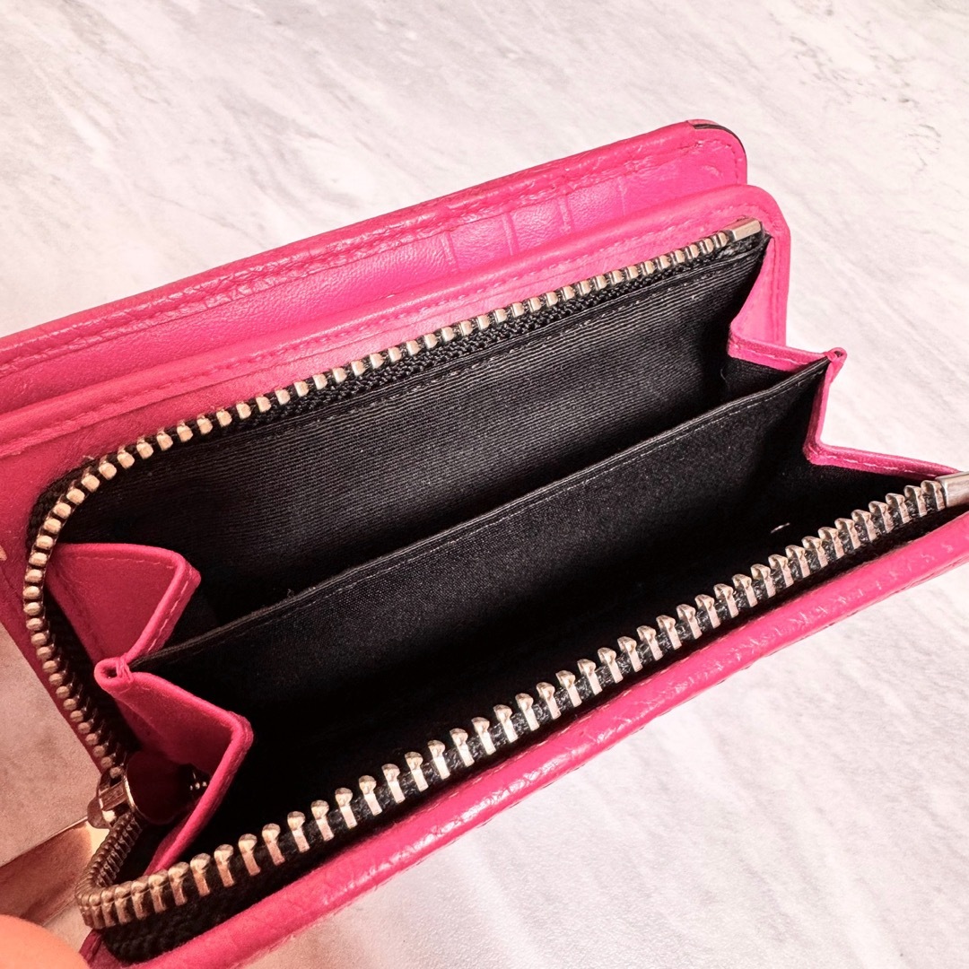 MARC JACOBS - マークジェイコブス 二つ折り財布 ピンクの通販 MARC JACOBS - マークジェイコブス 二つ折り財布 ピンクの通販