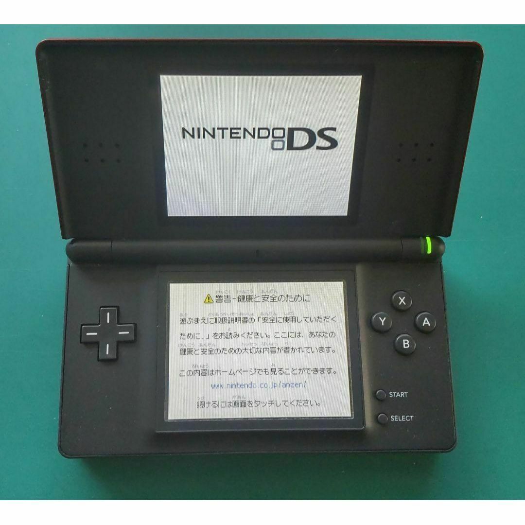 ニンテンドーDS(ニンテンドーDS)の【中古・外箱、充電器付】美品 任天堂 DS Liteクリムゾンブラック 34-1 エンタメ/ホビーのゲームソフト/ゲーム機本体(携帯用ゲーム機本体)の商品写真