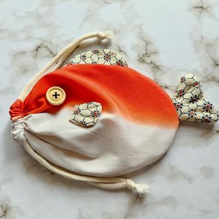 お魚巾着 巾着袋 さかな 着物リメイク ハンドメイド No.237(ポーチ)