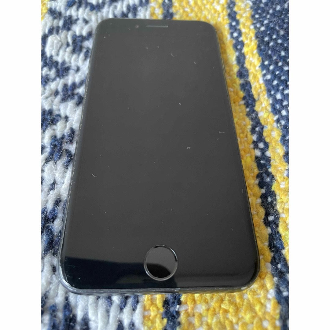 iPhone(アイフォーン)の【中古・動作品】iPhone7 SIMフリー 128GB バッテリー100% スマホ/家電/カメラのスマートフォン/携帯電話(スマートフォン本体)の商品写真