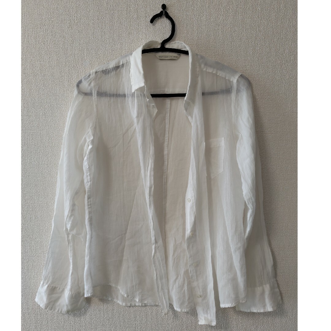 白シャツ レディースのトップス(シャツ/ブラウス(長袖/七分))の商品写真