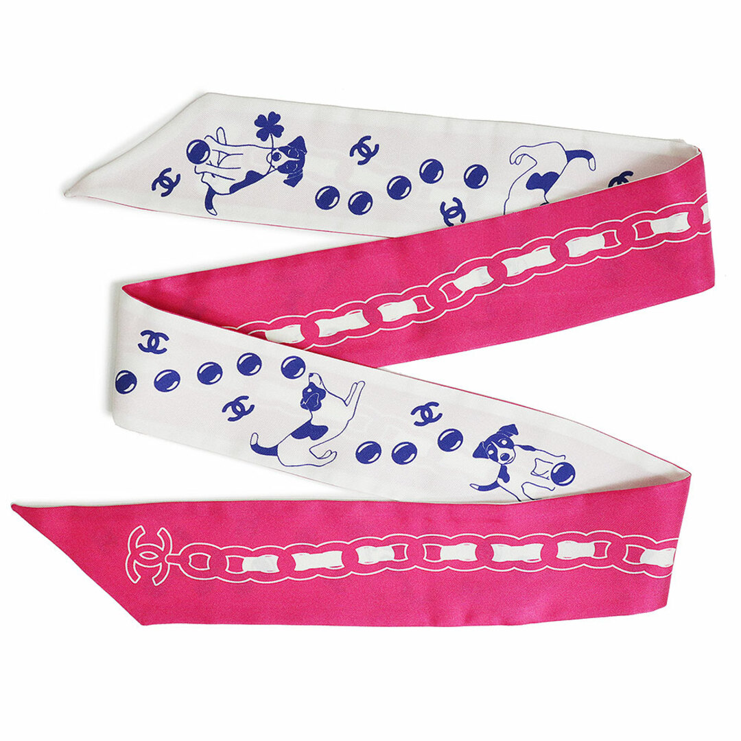 CHANEL(シャネル)のシャネル ココマーク チェーン ドッグ 犬 ヘアバンド ツイル スカーフ シルク100％ ピンク ホワイト 白 AA8915 箱付 CHANEL（新品・未使用品） レディースのファッション小物(バンダナ/スカーフ)の商品写真