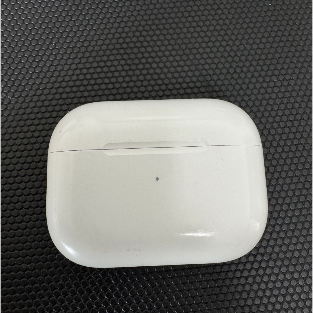 Apple(アップル)のairpods pro エアーポッズプロ 第1世代 lightning スマホ/家電/カメラのオーディオ機器(ヘッドフォン/イヤフォン)の商品写真