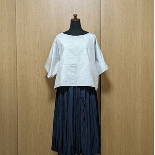 SOLD　着物リメイク　ブラウス　白大島　FREE SIZE(シャツ/ブラウス(半袖/袖なし))