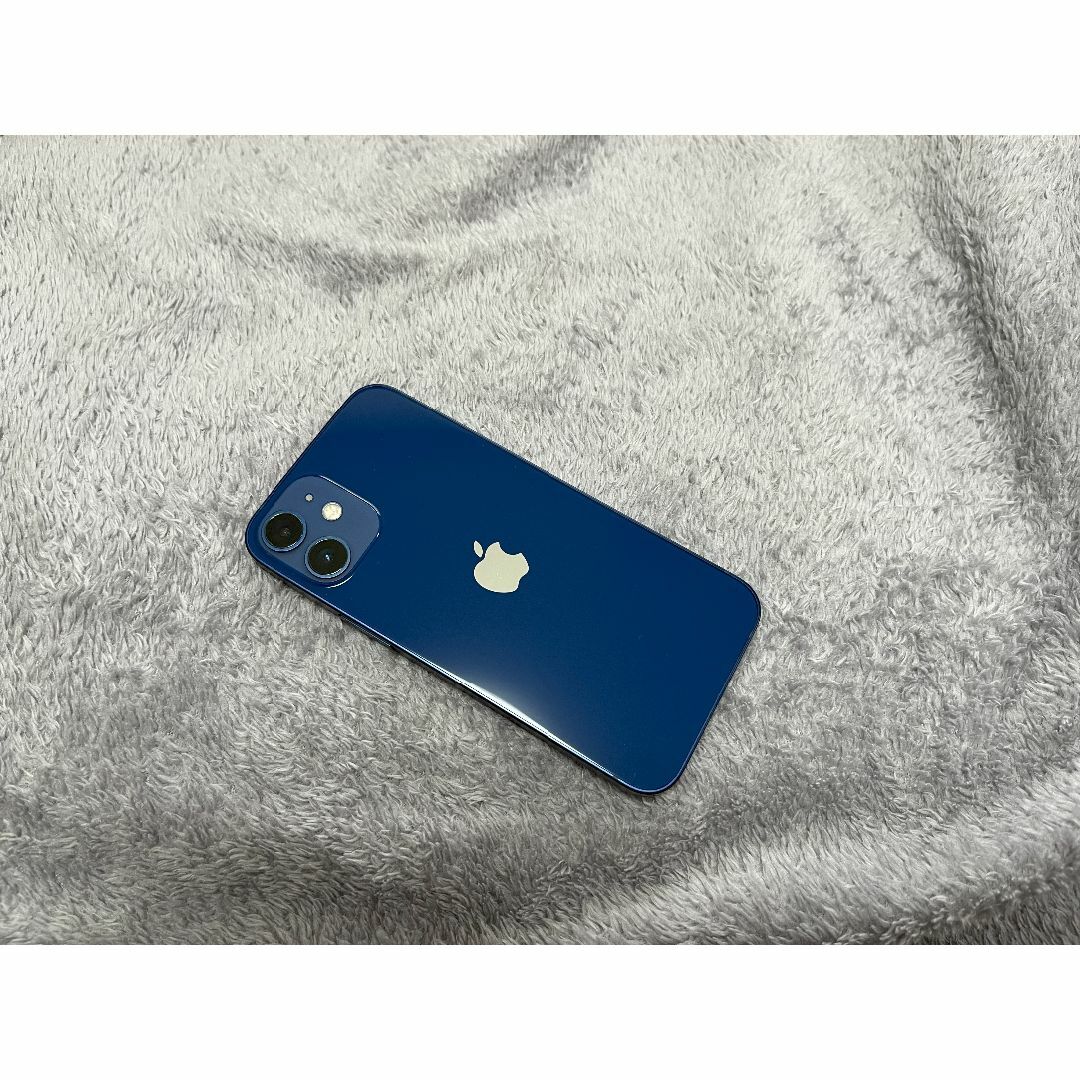 Apple(アップル)のiPhone12 mini 128GB ブルー SIMフリー 極美品 電池85 スマホ/家電/カメラのスマートフォン/携帯電話(スマートフォン本体)の商品写真