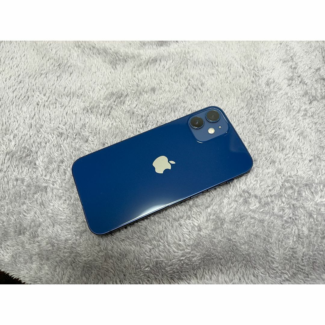 Apple(アップル)のiPhone12 mini 128GB ブルー SIMフリー 極美品 電池85 スマホ/家電/カメラのスマートフォン/携帯電話(スマートフォン本体)の商品写真