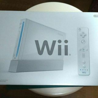 ウィー(Wii)のすぐに遊べるソフト付き【中古・美品】Nintendo Wii白動作確認済 ⑬(家庭用ゲーム機本体)