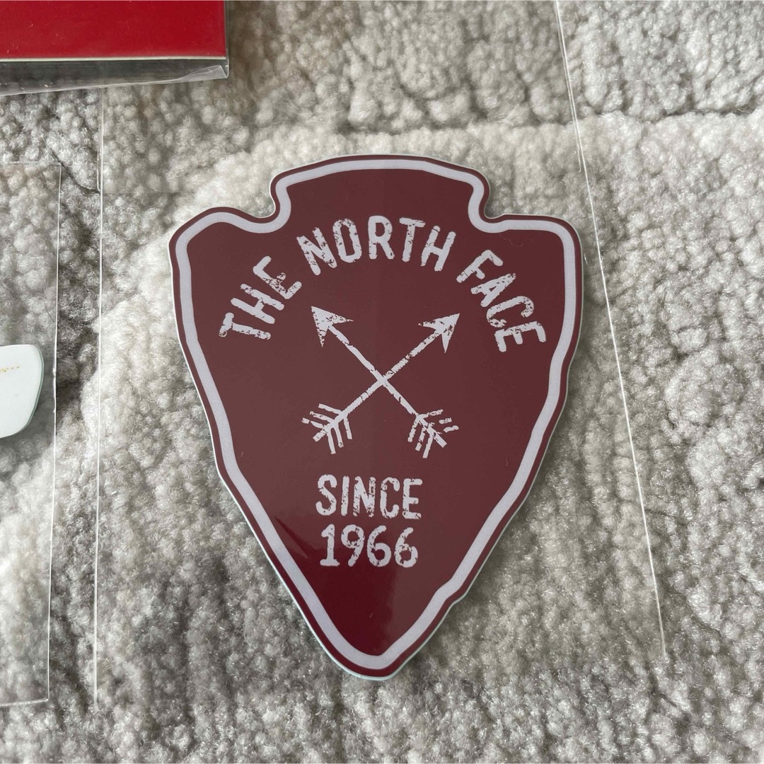 THE NORTH FACE(ザノースフェイス)のノースフェイス/The North Face ステッカー　シール 3枚セット スポーツ/アウトドアのアウトドア(その他)の商品写真