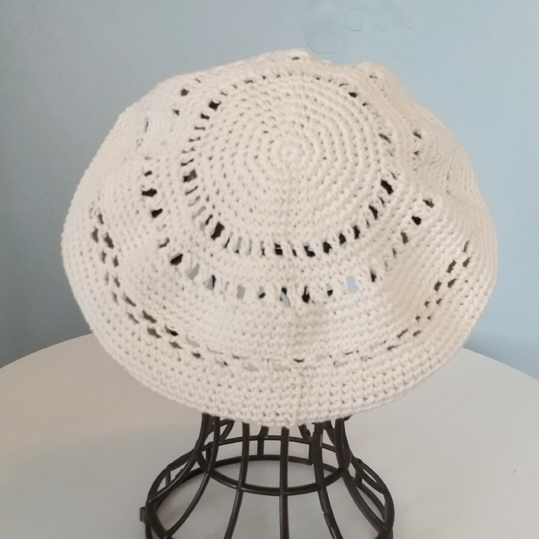 サマーニットベレー-オフホワイト ハンドメイドのファッション小物(帽子)の商品写真