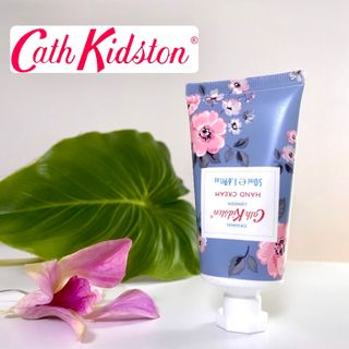 キャスキッドソン(Cath Kidston)の未開封 キャスキットソン グローブパンチ ハンドクリーム マンダリン&ピオニー(ハンドクリーム)