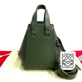 ロエベ(LOEWE)の未使用保管品 袋付 LOEWE ロエベ ハンモック コンパクト アナグラム ロゴ レザー 2way ハンドバッグ ミニ ショルダーバッグ グリーン 28675(ハンドバッグ)