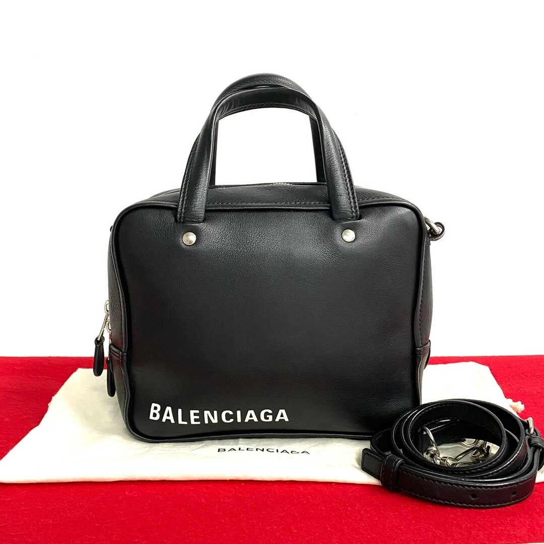 Balenciaga(バレンシアガ)のほぼ未使用 袋付 BALENCIAGA バレンシアガ トライアングル スクエアバッグ レザー 本革 2way ハンドバッグ ショルダーバッグ 黒 35706 レディースのバッグ(ハンドバッグ)の商品写真