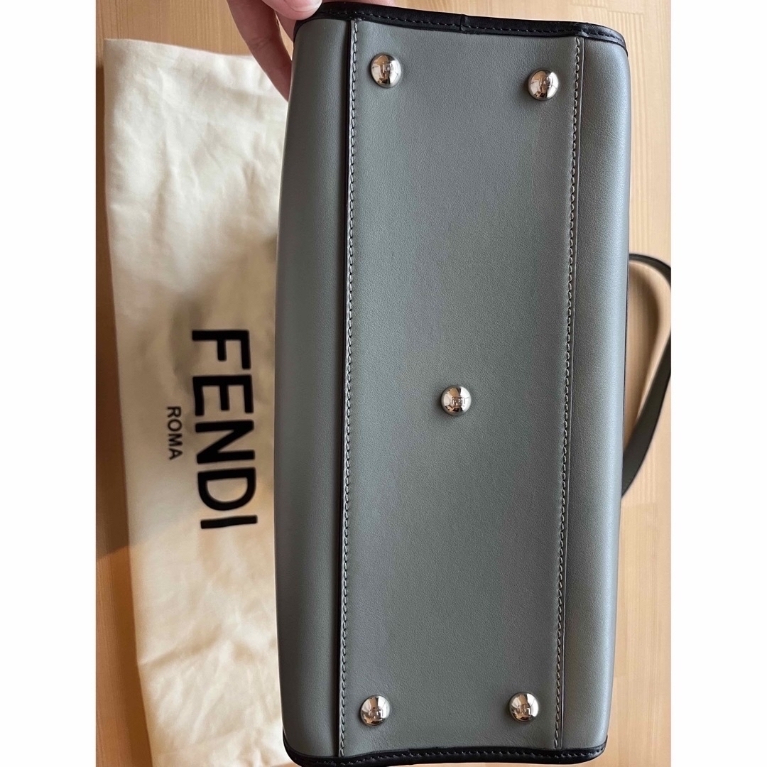 FENDI(フェンディ)のFENDI ラナウェイ　スモール　2wayバック レディースのバッグ(ショルダーバッグ)の商品写真