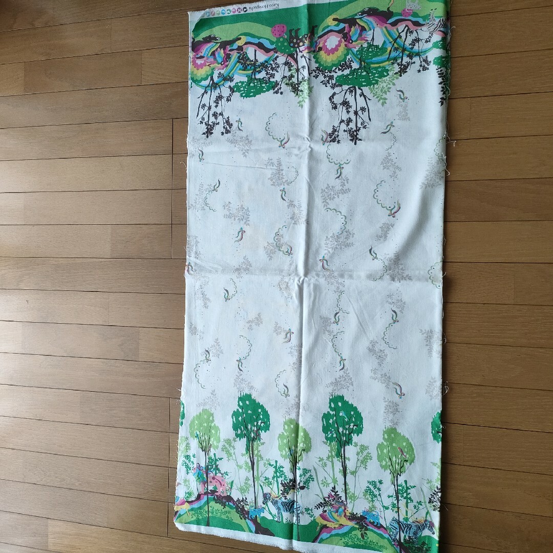 約110cm×50cm　Kayo Horaguchi　はぎれ ハンドメイドの素材/材料(生地/糸)の商品写真
