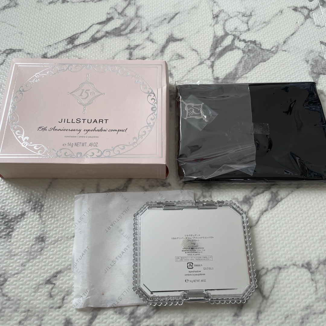 JILLSTUART(ジルスチュアート)のJILLSTUART  15thアニバーサリー アイシャドウコンパクト コスメ/美容のベースメイク/化粧品(アイシャドウ)の商品写真