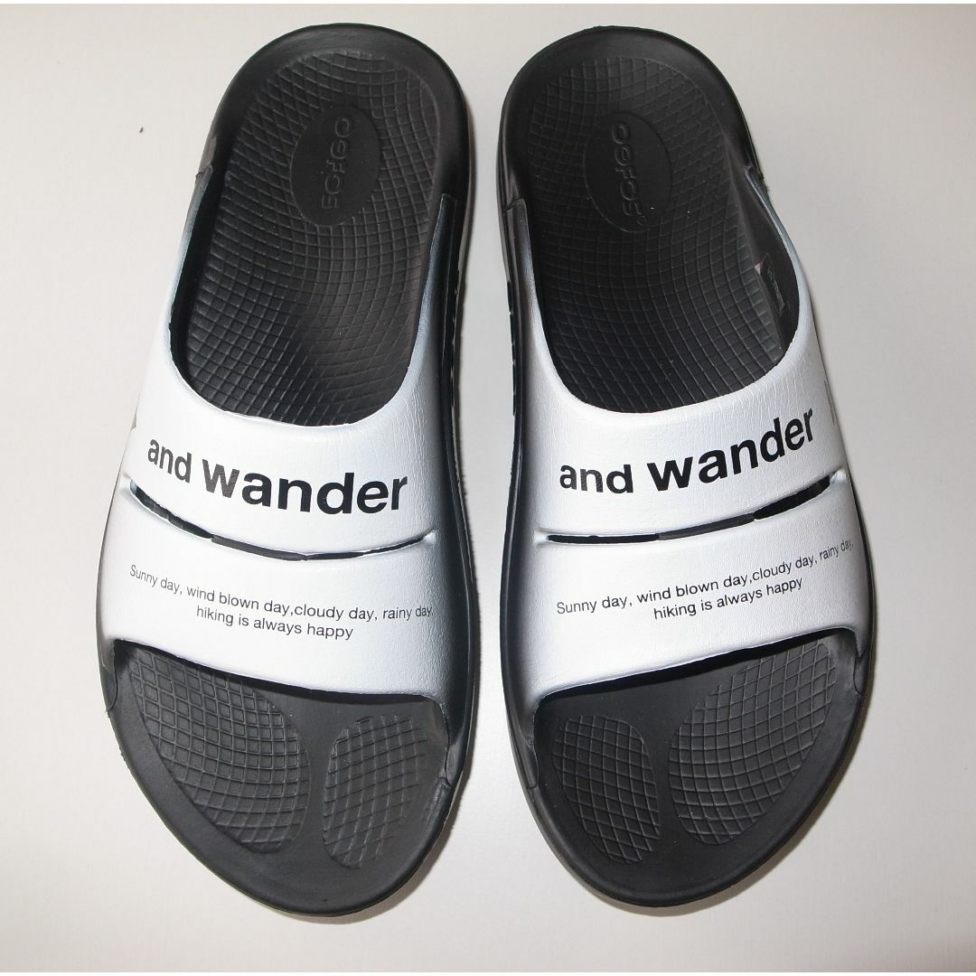 and wander(アンドワンダー)のOOFOS ahh  and wander recovery sandal 28 メンズの靴/シューズ(サンダル)の商品写真