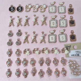 まとめ売り！59個★ピアス、イヤリング、ネックレスなどに使える★シャネル風(ピアス)