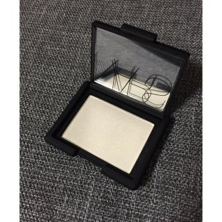 ナーズ(NARS)の❤️NARSハイライト❤️(フェイスパウダー)