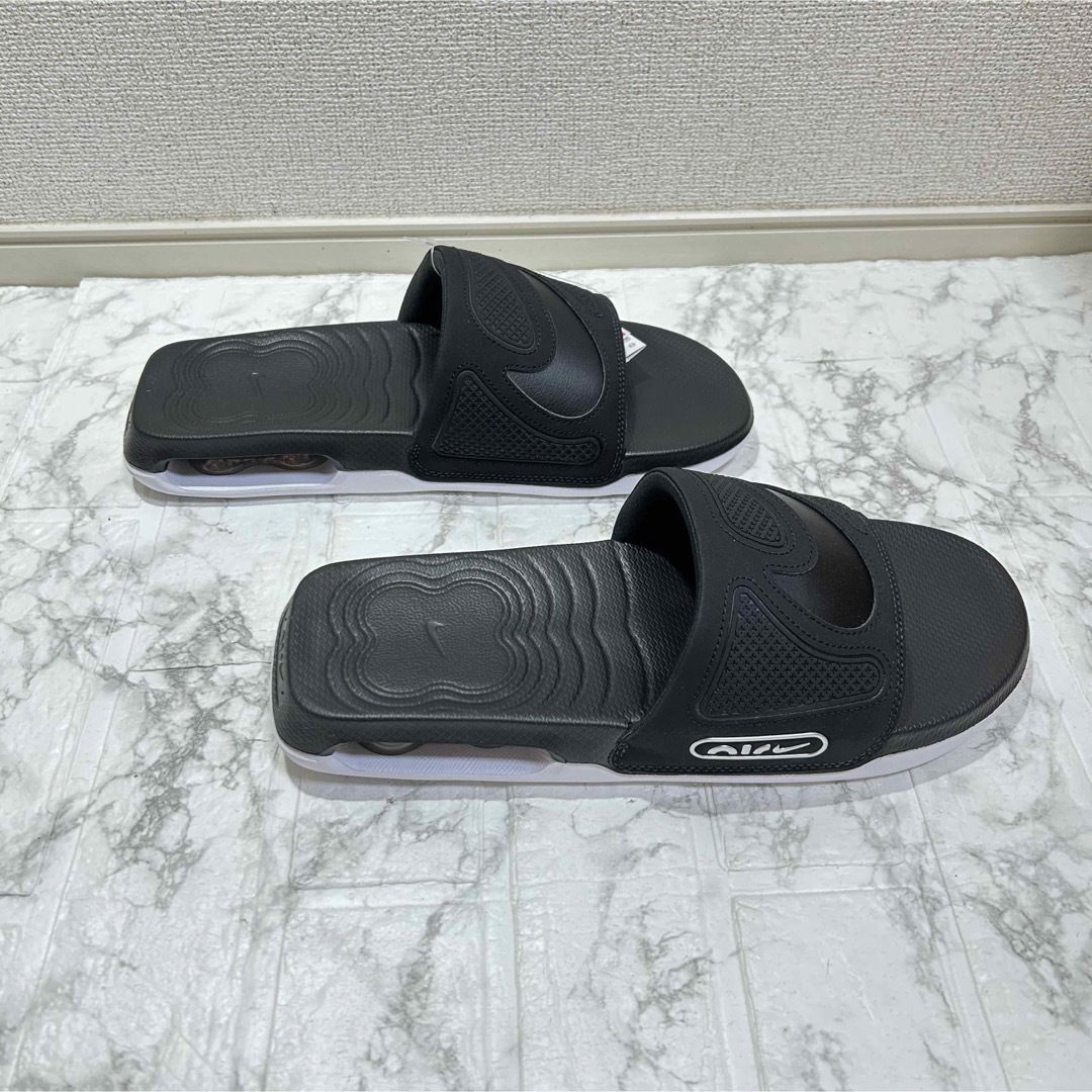 NIKE(ナイキ)の新品 未使用 NIKE AIRMAX CIRRO SLIDE ブラック/ホワイト メンズの靴/シューズ(サンダル)の商品写真