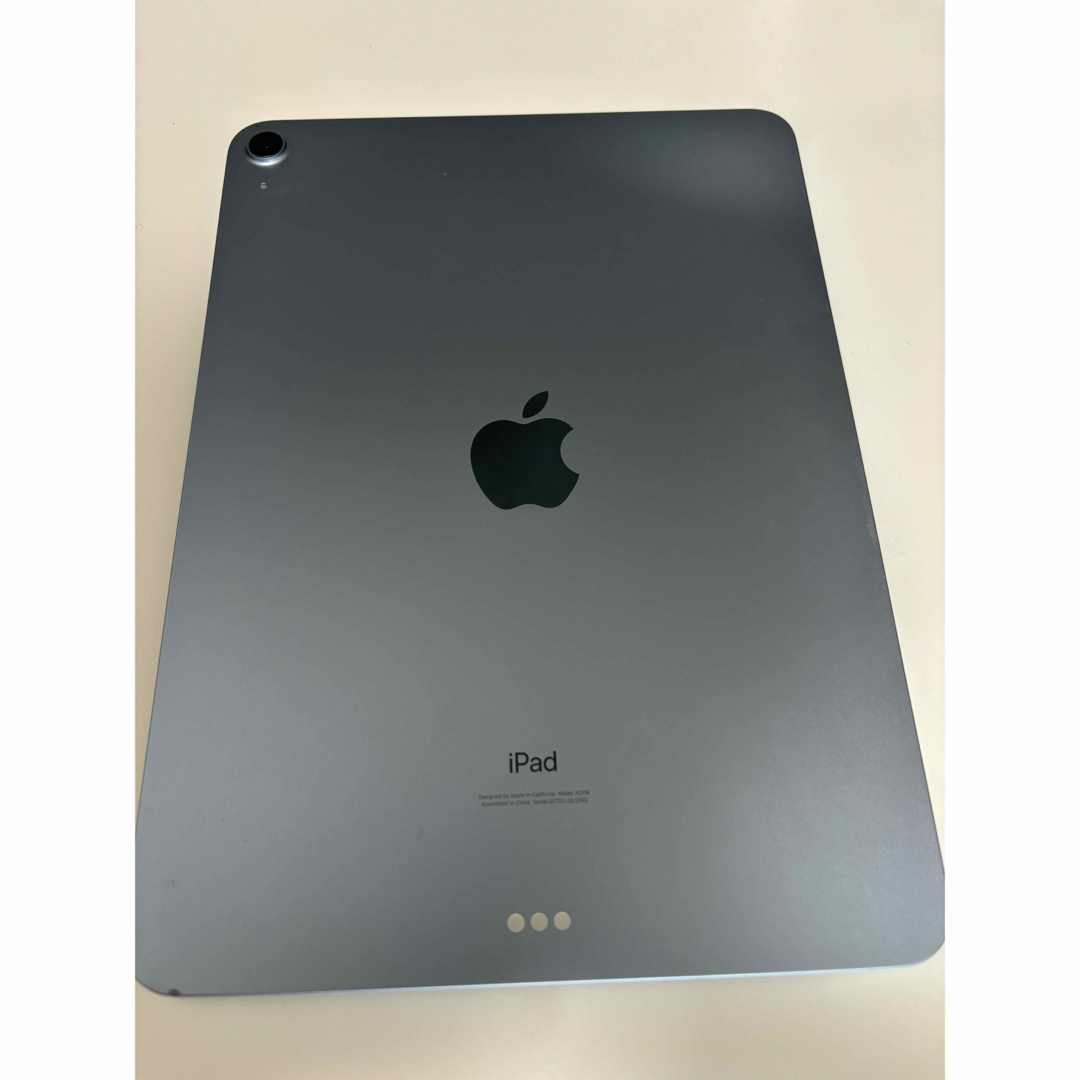 iPad(アイパッド)の美品　iPad Air第４世代（64GB）Wi-Fi ブルー スマホ/家電/カメラのPC/タブレット(タブレット)の商品写真