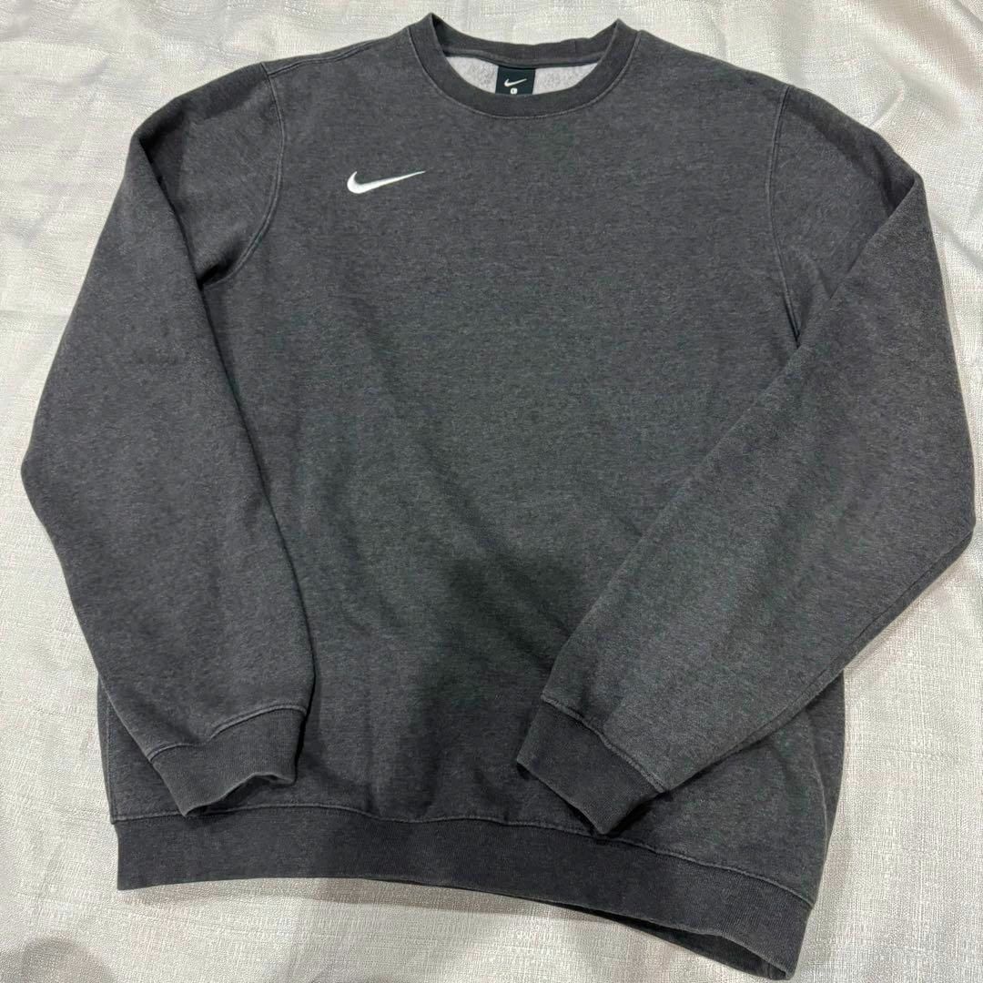NIKE - 【定番】NIKE 00s スウェット トレーナー 刺繍 グレー L NIKE - 【定番】NIKE 00s スウェット トレーナー 刺繍 グレー L