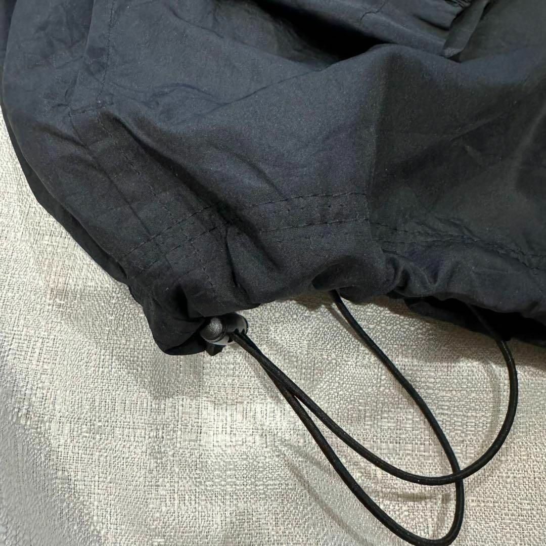 NIKE(ナイキ)の【希少】NIKE 90s ナイロン プルオーバー 銀タグ ビックロゴ ブラック メンズのジャケット/アウター(ナイロンジャケット)の商品写真