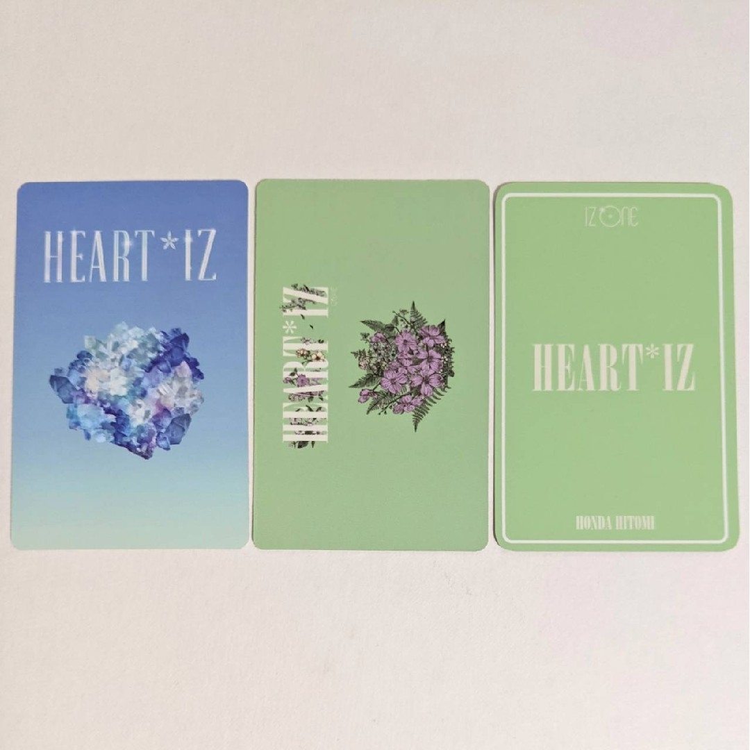 IZ*ONE(アイズワン)のまとめ３枚　本田仁美　HEART *IZ　キノトレカ　MD　トレカ　IZ*ONE エンタメ/ホビーのトレーディングカード(その他)の商品写真