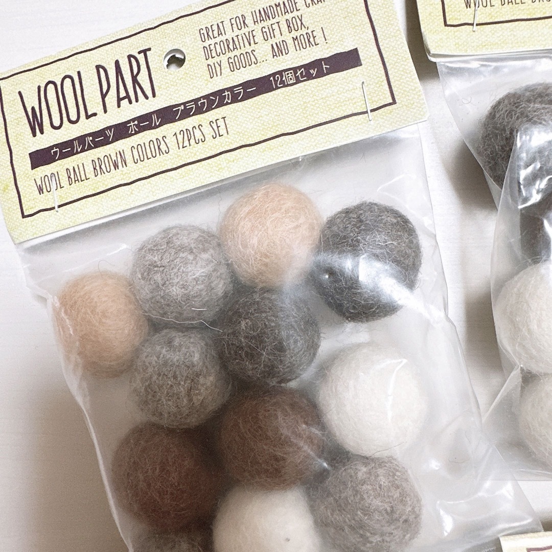 ウールパーツ　フェルトボール　羊毛フェルト ハンドメイドの素材/材料(その他)の商品写真