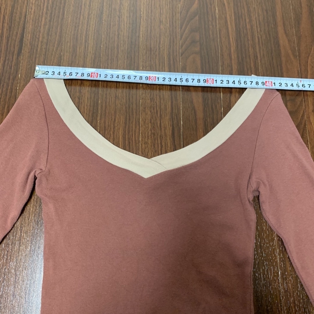 カットソー　長袖シャツ　 レディースのトップス(Tシャツ(長袖/七分))の商品写真
