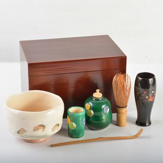 茶道具　利休茶箱　色絵猪文茶碗　振出など　六点　一式　M　R7071(漆芸)