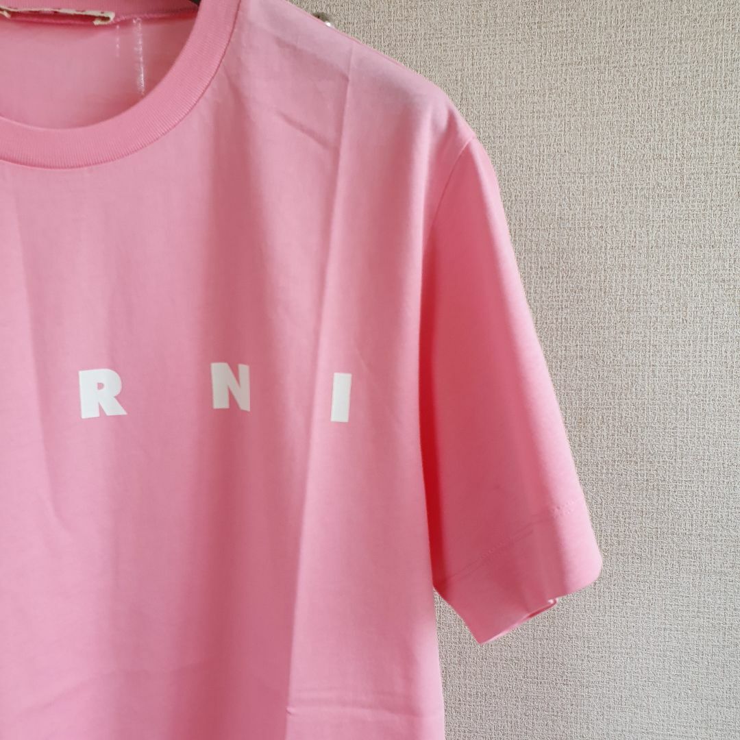 Marni(マルニ)の【新品・未使用】MARNI KIDS ロゴプリントコットンTシャツ　ピンク12Y キッズ/ベビー/マタニティのキッズ服女の子用(90cm~)(Tシャツ/カットソー)の商品写真