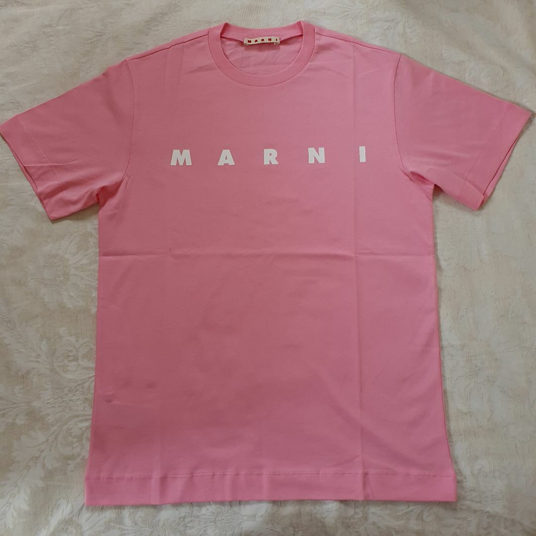 Marni(マルニ)の【新品・未使用】MARNI KIDS ロゴプリントコットンTシャツ　ピンク12Y キッズ/ベビー/マタニティのキッズ服女の子用(90cm~)(Tシャツ/カットソー)の商品写真