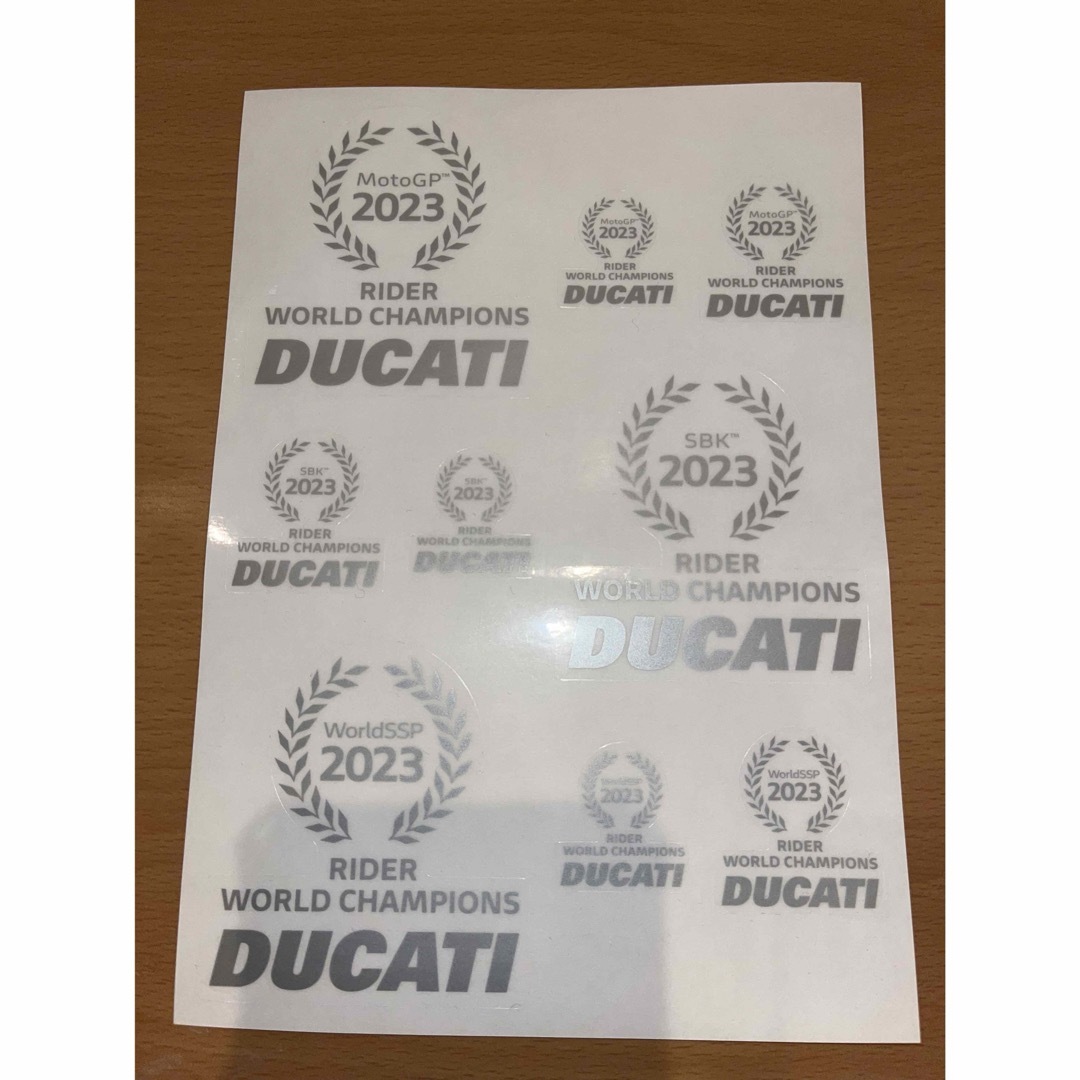 ドゥカティ DUCATI ステッカー 自動車/バイクのバイク(ステッカー)の商品写真