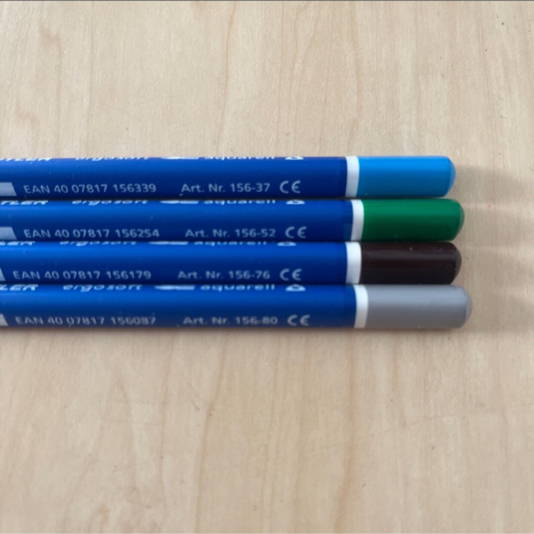 STAEDTLER(ステッドラー)の【お買い得】ステッドラー  水彩色鉛筆　2種類16本 エンタメ/ホビーのアート用品(色鉛筆)の商品写真